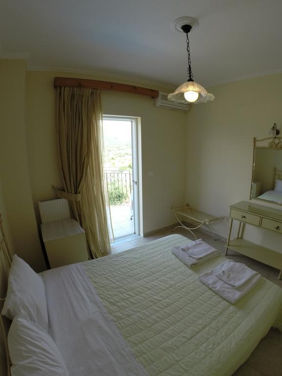 Irini'S Villa Argostoli  Pokoj fotografie